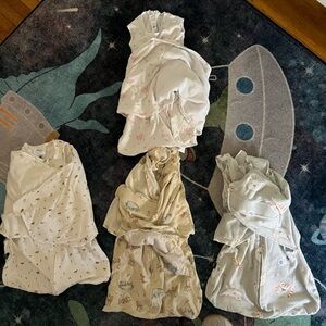 HALO SleepSack Swaddle - lot of 4, size 0-3 months and 3-6 months
